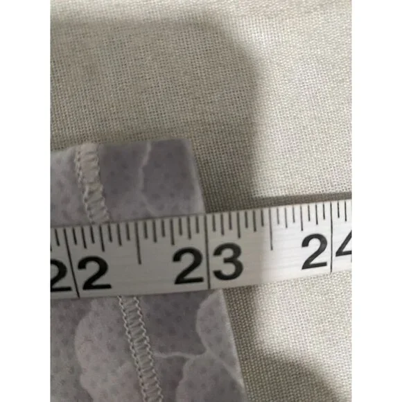 Athleta Girls Leggings white purple cloud pattern Size Medium 8-10 - Picture 5 of 7